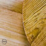 Assos 1008 Çizgili Çam Gövde Dokulu Yüzey Mantar Sehpa Takımı